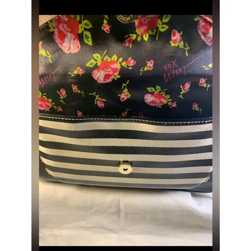 Betsey Johnson Dead stock  Black & White Striped Satchel with Pink Accent